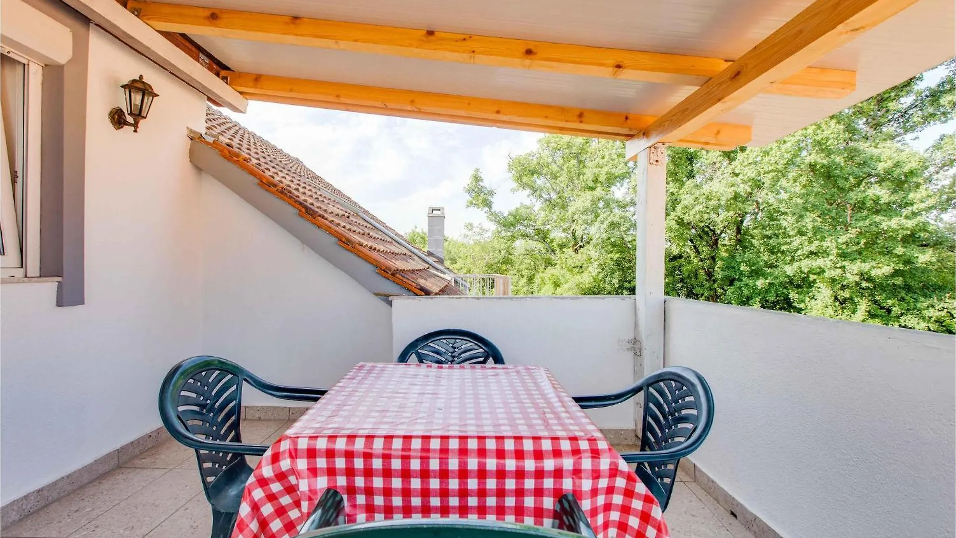 1 Bedroom Awesome Apartment In Marsici Sveti Vid-Miholjice 0*,