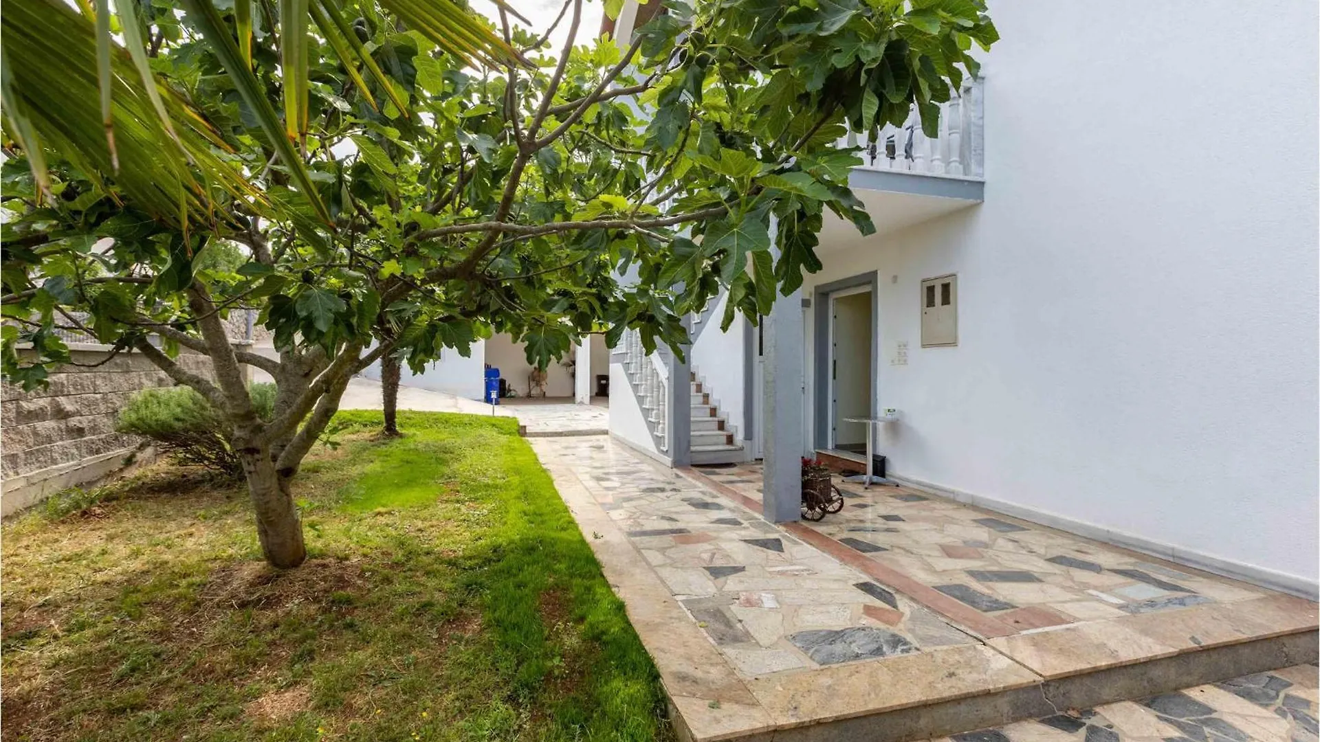 1 Bedroom Awesome Apartment In Marsici Sveti Vid-Miholjice Croatia